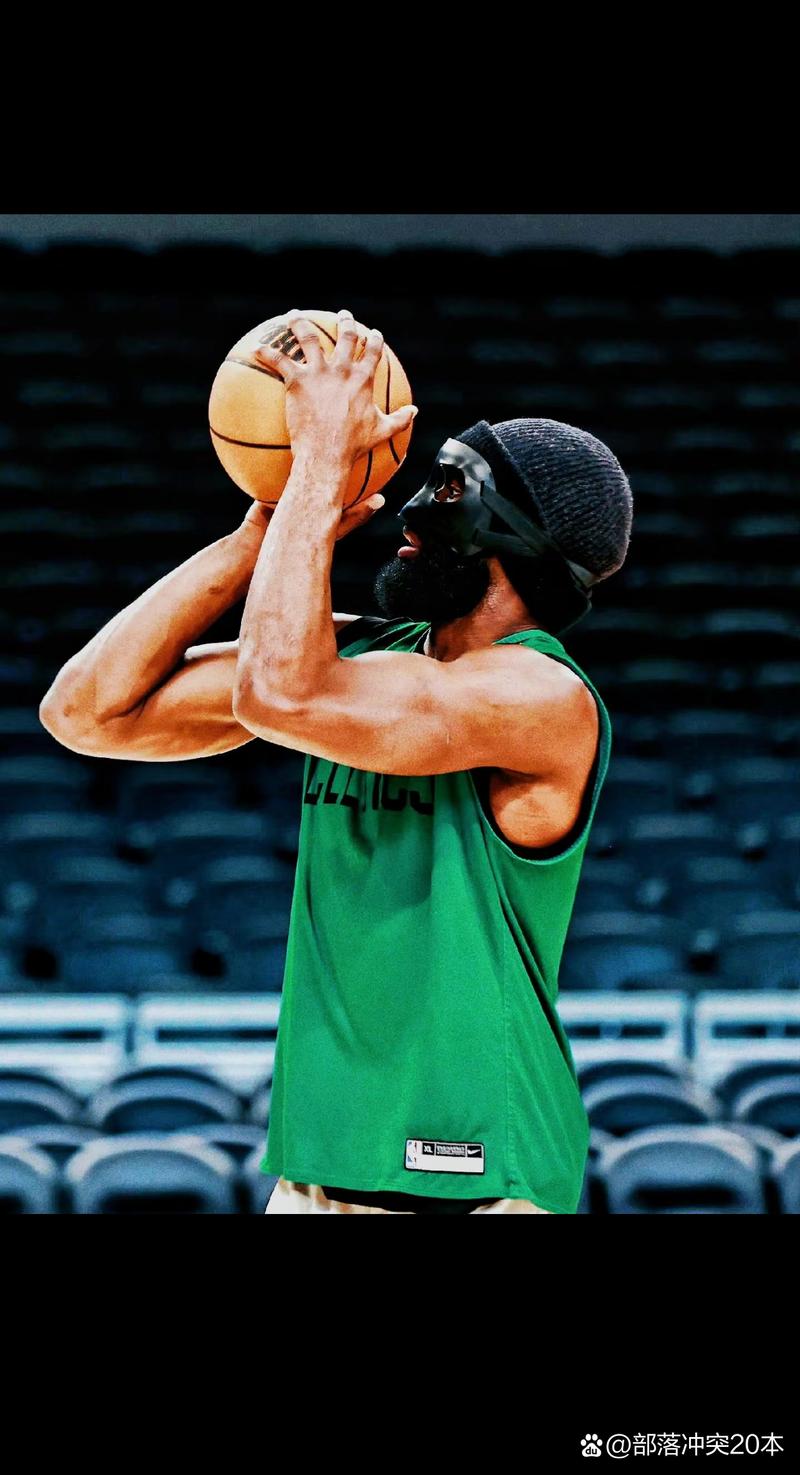 足协杯夺冠次数排名：山东8次居首，国安5次独居次席（足协杯夺冠次数榜：山东8冠领跑，国安以5冠独占次席）