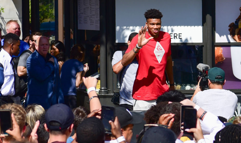 记者：曼联、尤文、国米有意埃德松，亚特兰大要3000-4000万（记者：曼联、尤文、国米有意埃德松，亚特兰大标价3000万至4000万欧元）