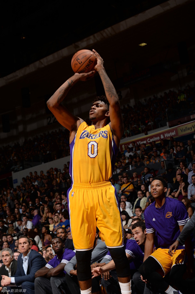 恩迪卡：我们对自己不满，我们输给了一个原以为能赢的对手（恩迪卡：对自身表现不满，本以为能赢的对手却让我们失利）